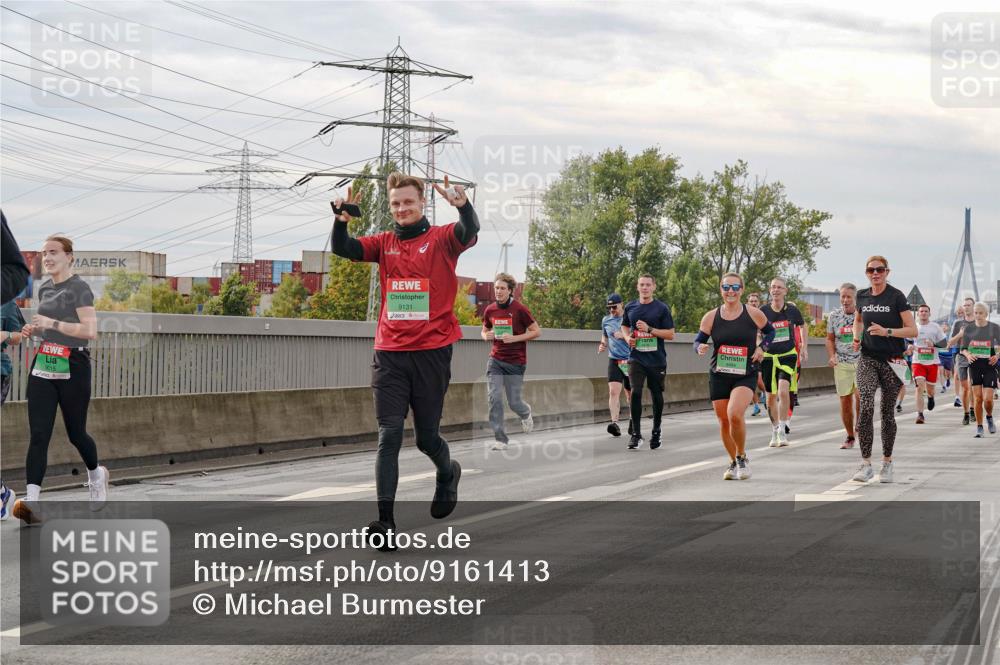 03.10.2025 - Köhlbrandbrückenlauf Michael Burmester http://msf.ph/oto/9161413 03.10.2025 15:59:37 Position 3 9131 meine-sportfotos.de