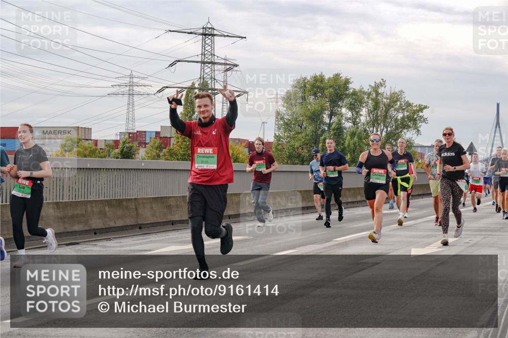 03.10.2025 - Köhlbrandbrückenlauf Michael Burmester http://msf.ph/oto/9161414 03.10.2025 15:59:37 Position 3 9131, 9494 meine-sportfotos.de