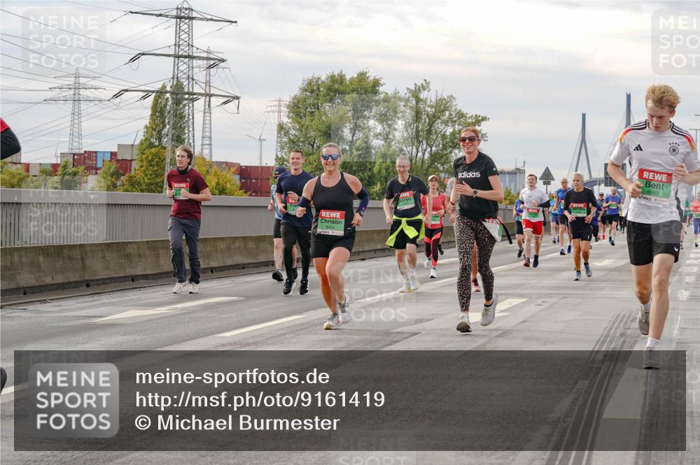 03.10.2025 - Köhlbrandbrückenlauf Michael Burmester http://msf.ph/oto/9161419 03.10.2025 15:59:38 Position 3 9494, 8962 meine-sportfotos.de