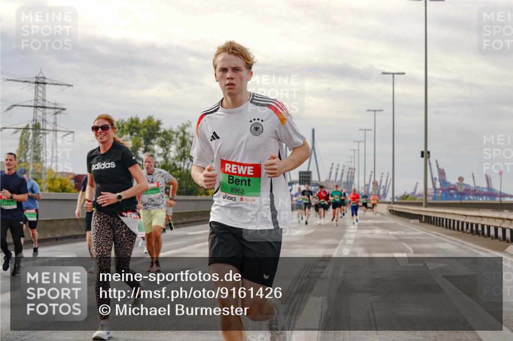 03.10.2025 - Köhlbrandbrückenlauf Michael Burmester http://msf.ph/oto/9161426 03.10.2025 15:59:40 Position 3 8962 meine-sportfotos.de