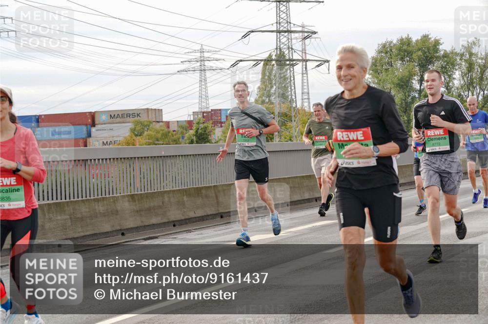 03.10.2025 - Köhlbrandbrückenlauf Michael Burmester http://msf.ph/oto/9161437 03.10.2025 15:59:45 Position 3 3835, 8772 meine-sportfotos.de
