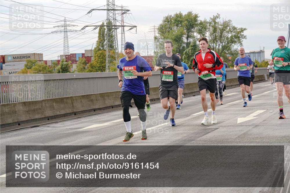 03.10.2025 - Köhlbrandbrückenlauf Michael Burmester http://msf.ph/oto/9161454 03.10.2025 15:59:50 Position 3 7688, 9316 meine-sportfotos.de