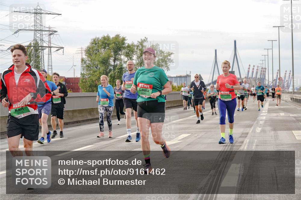 03.10.2025 - Köhlbrandbrückenlauf Michael Burmester http://msf.ph/oto/9161462 03.10.2025 15:59:52 Position 3 9315, 8040 meine-sportfotos.de
