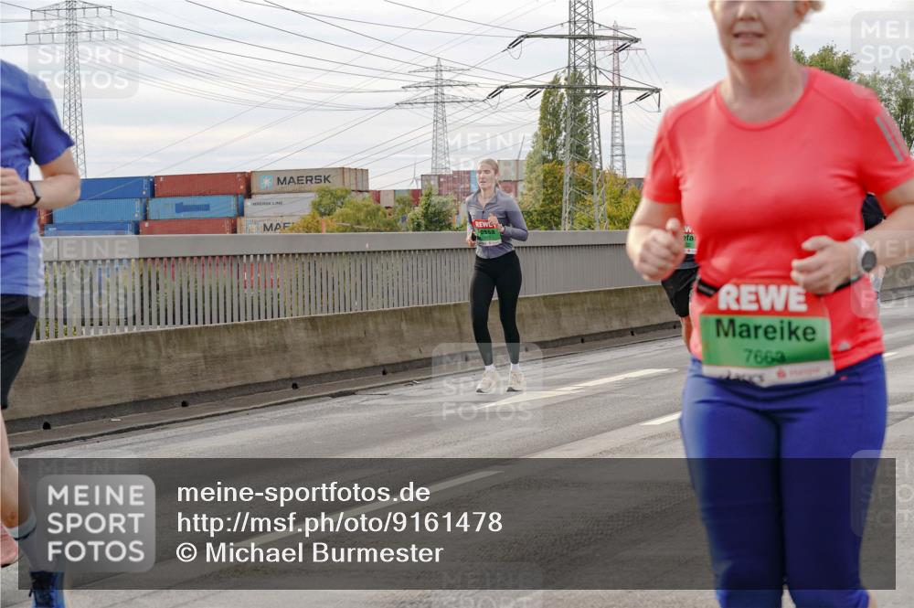 03.10.2025 - Köhlbrandbrückenlauf Michael Burmester http://msf.ph/oto/9161478 03.10.2025 15:59:57 Position 3 7663 meine-sportfotos.de