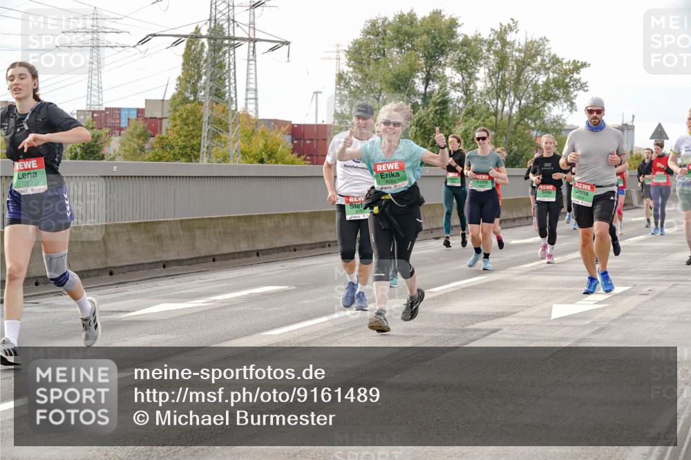 03.10.2025 - Köhlbrandbrückenlauf Michael Burmester http://msf.ph/oto/9161489 03.10.2025 16:00:01 Position 3 7252, 8084, 9054 meine-sportfotos.de