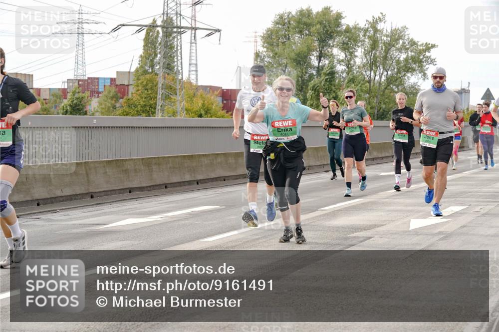 03.10.2025 - Köhlbrandbrückenlauf Michael Burmester http://msf.ph/oto/9161491 03.10.2025 16:00:01 Position 3 2, 8084, 9054, 8093 meine-sportfotos.de