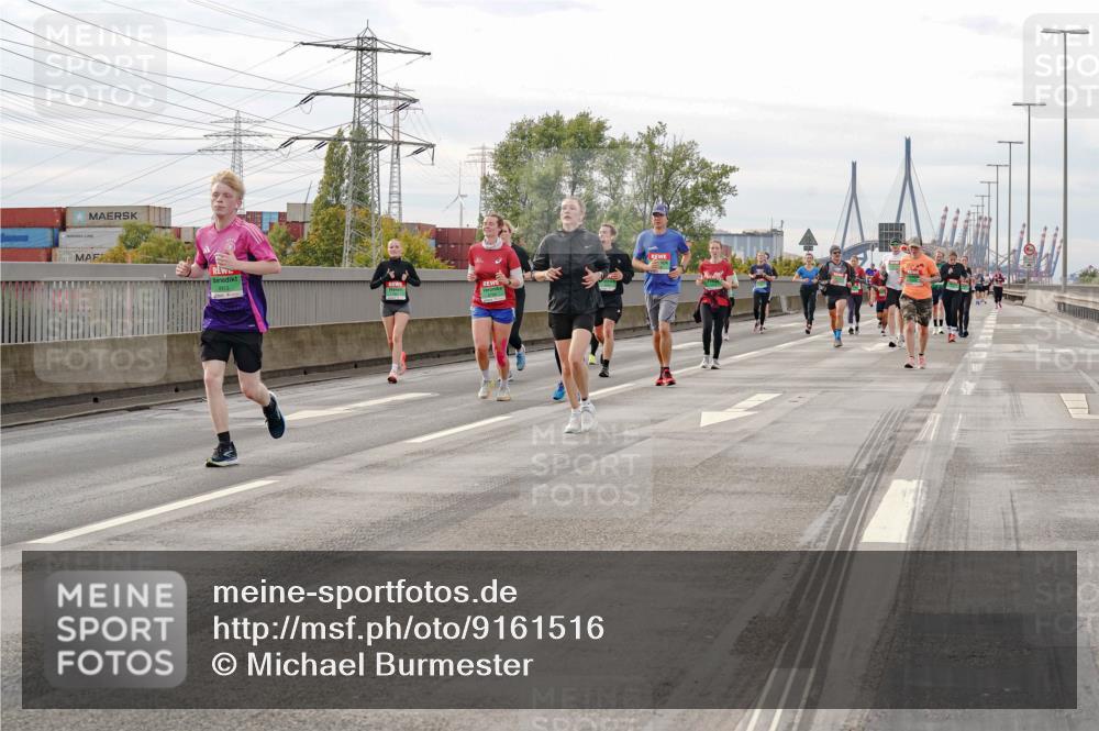 03.10.2025 - Köhlbrandbrückenlauf Michael Burmester http://msf.ph/oto/9161516 03.10.2025 16:00:09 Position 3  meine-sportfotos.de