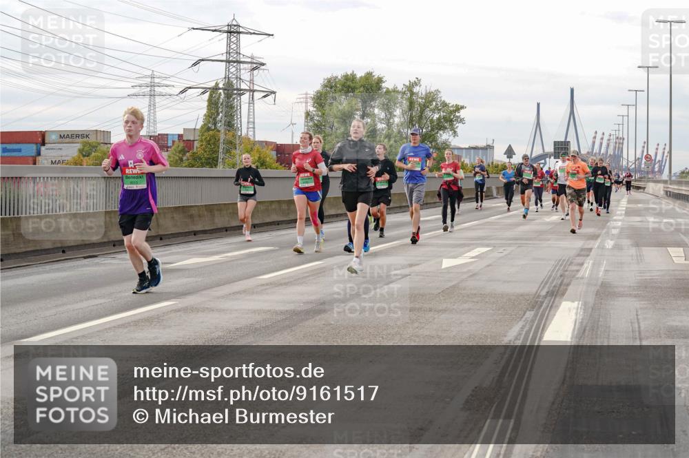 03.10.2025 - Köhlbrandbrückenlauf Michael Burmester http://msf.ph/oto/9161517 03.10.2025 16:00:10 Position 3 8513 meine-sportfotos.de