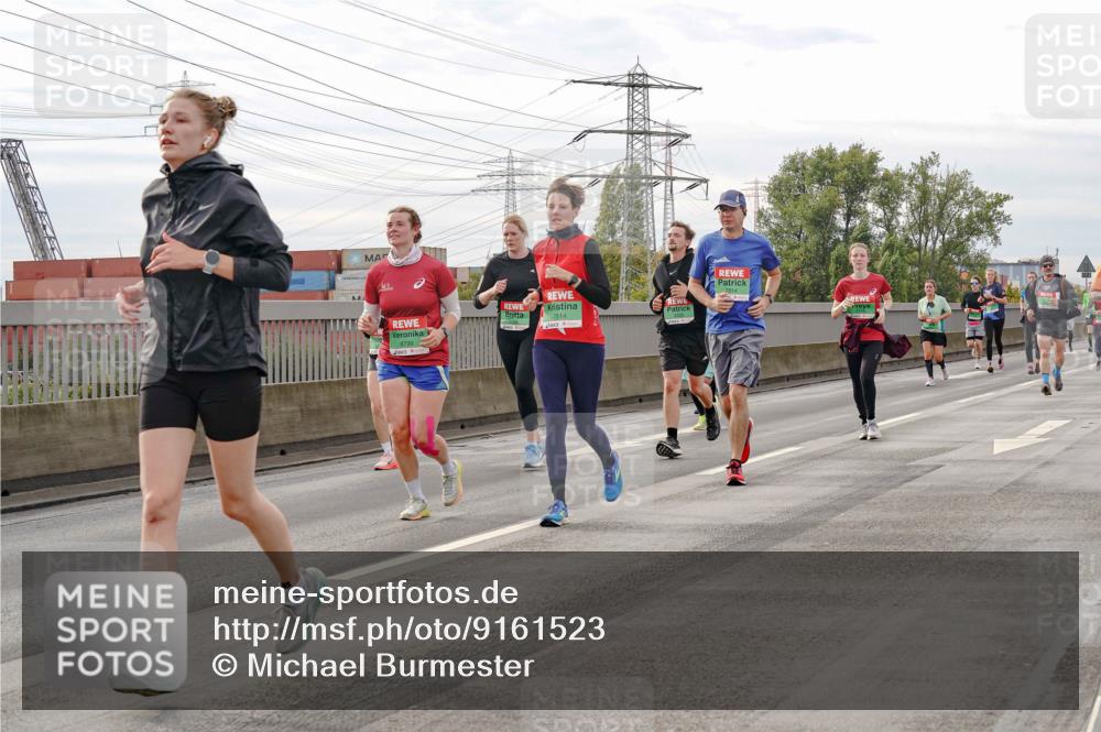03.10.2025 - Köhlbrandbrückenlauf Michael Burmester http://msf.ph/oto/9161523 03.10.2025 16:00:13 Position 3 7514 meine-sportfotos.de