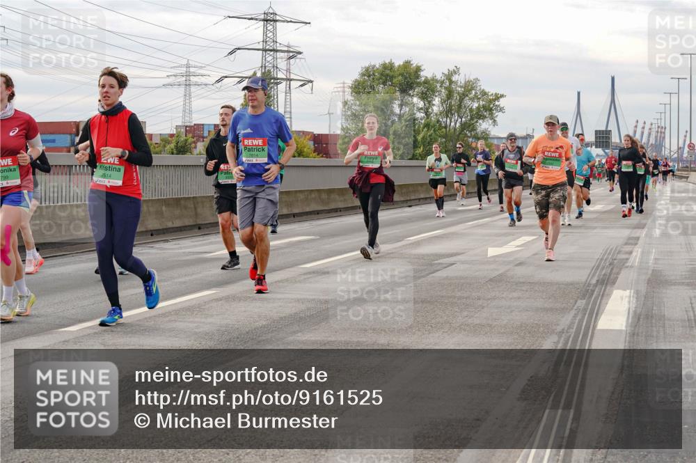 03.10.2025 - Köhlbrandbrückenlauf Michael Burmester http://msf.ph/oto/9161525 03.10.2025 16:00:13 Position 3 799, 7514, 7814 meine-sportfotos.de
