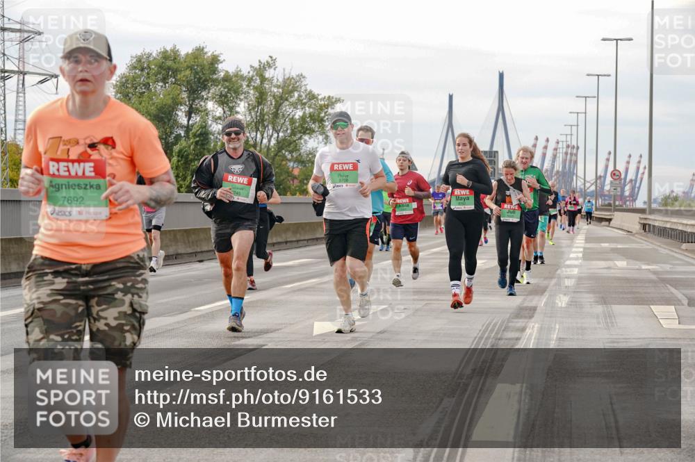 03.10.2025 - Köhlbrandbrückenlauf Michael Burmester http://msf.ph/oto/9161533 03.10.2025 16:00:16 Position 3 7692, 9708, 745 meine-sportfotos.de