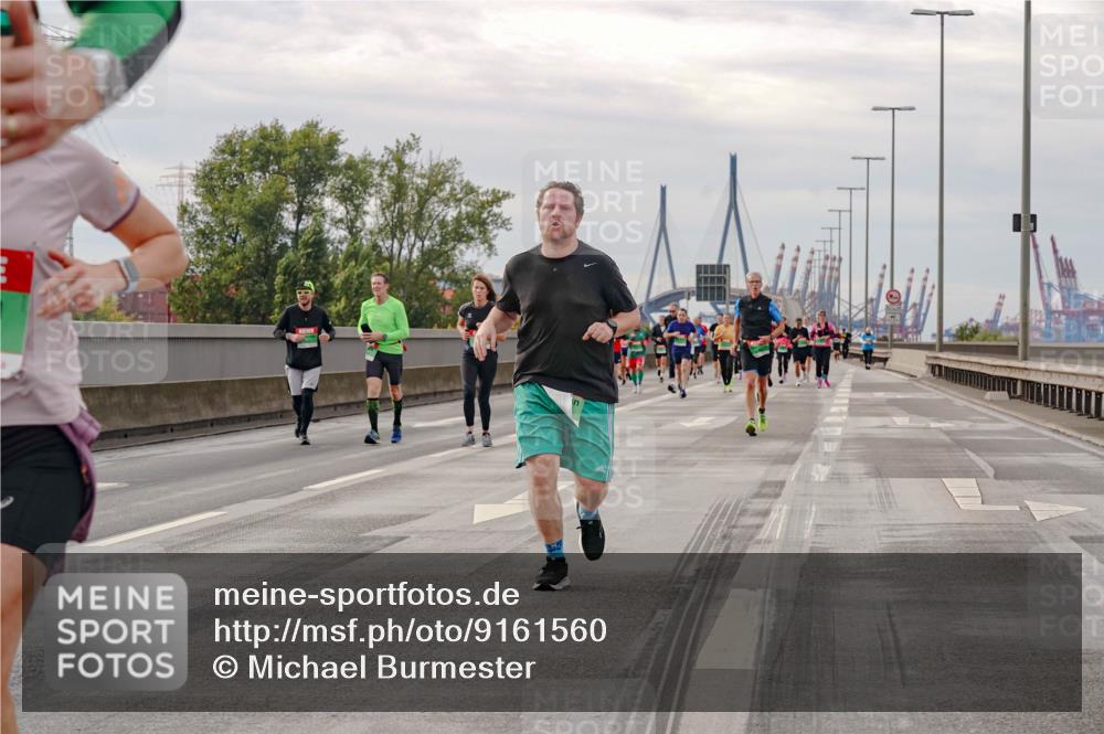 03.10.2025 - Köhlbrandbrückenlauf Michael Burmester http://msf.ph/oto/9161560 03.10.2025 16:00:25 Position 3  meine-sportfotos.de