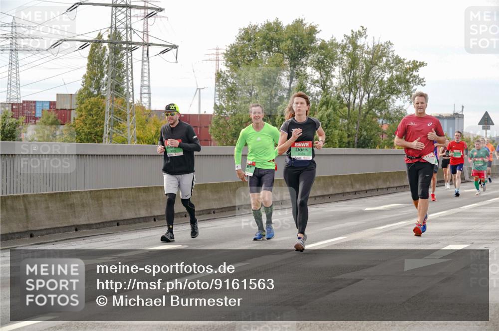 03.10.2025 - Köhlbrandbrückenlauf Michael Burmester http://msf.ph/oto/9161563 03.10.2025 16:00:28 Position 3 8963 meine-sportfotos.de