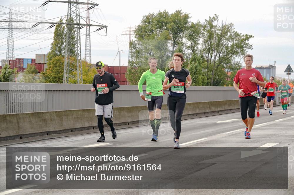 03.10.2025 - Köhlbrandbrückenlauf Michael Burmester http://msf.ph/oto/9161564 03.10.2025 16:00:28 Position 3 8963 meine-sportfotos.de