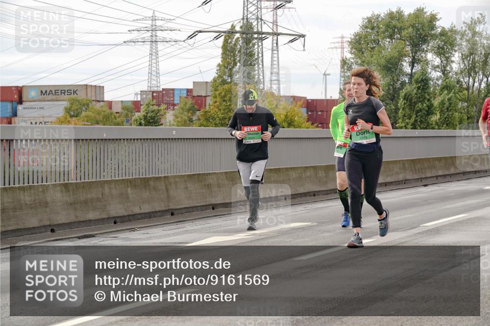 03.10.2025 - Köhlbrandbrückenlauf Michael Burmester http://msf.ph/oto/9161569 03.10.2025 16:00:29 Position 3 9624, 8963 meine-sportfotos.de