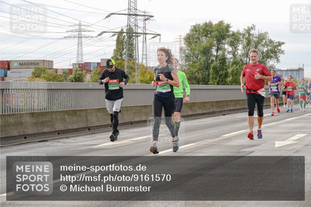 03.10.2025 - Köhlbrandbrückenlauf Michael Burmester http://msf.ph/oto/9161570 03.10.2025 16:00:30 Position 3 9624, 8963 meine-sportfotos.de