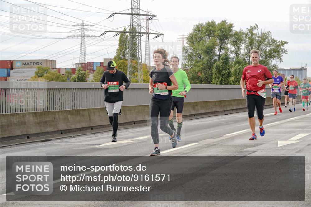 03.10.2025 - Köhlbrandbrückenlauf Michael Burmester http://msf.ph/oto/9161571 03.10.2025 16:00:30 Position 3 8963 meine-sportfotos.de