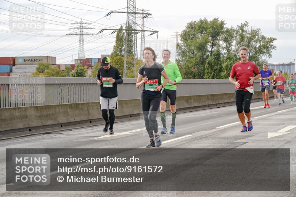 03.10.2025 - Köhlbrandbrückenlauf Michael Burmester http://msf.ph/oto/9161572 03.10.2025 16:00:30 Position 3 9624, 8968 meine-sportfotos.de