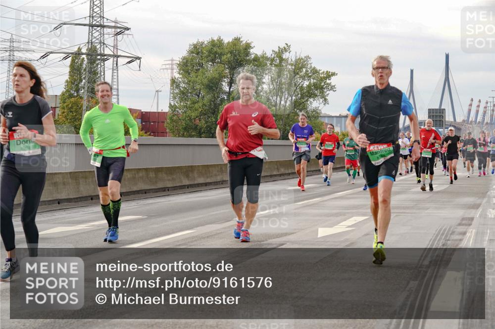03.10.2025 - Köhlbrandbrückenlauf Michael Burmester http://msf.ph/oto/9161576 03.10.2025 16:00:31 Position 3 8963 meine-sportfotos.de