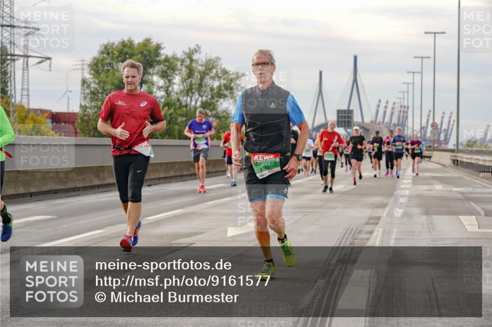 03.10.2025 - Köhlbrandbrückenlauf Michael Burmester http://msf.ph/oto/9161577 03.10.2025 16:00:32 Position 3 816 meine-sportfotos.de