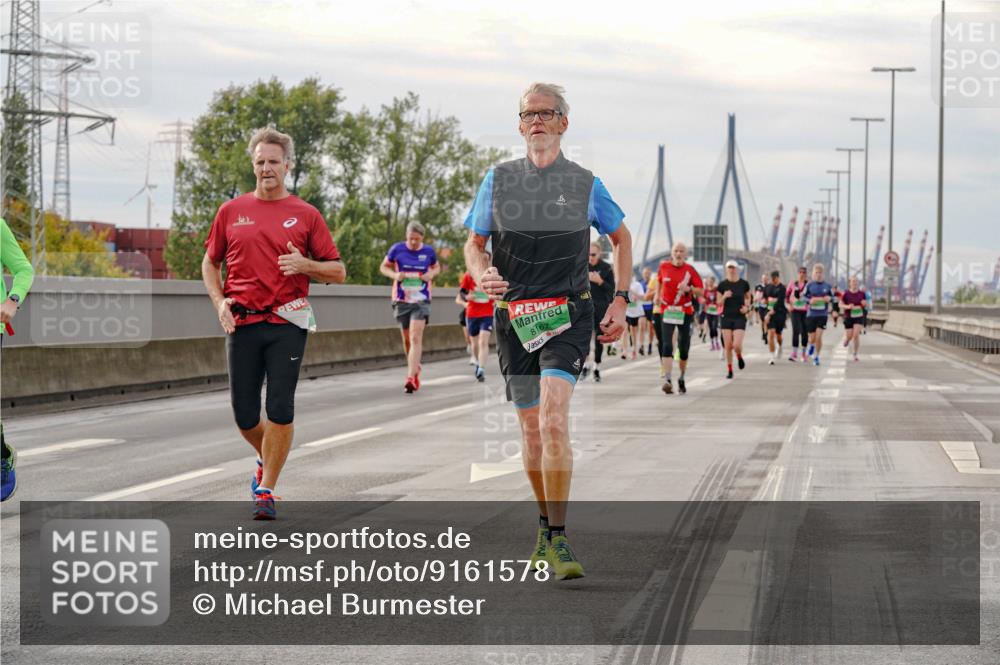 03.10.2025 - Köhlbrandbrückenlauf Michael Burmester http://msf.ph/oto/9161578 03.10.2025 16:00:32 Position 3 8167 meine-sportfotos.de