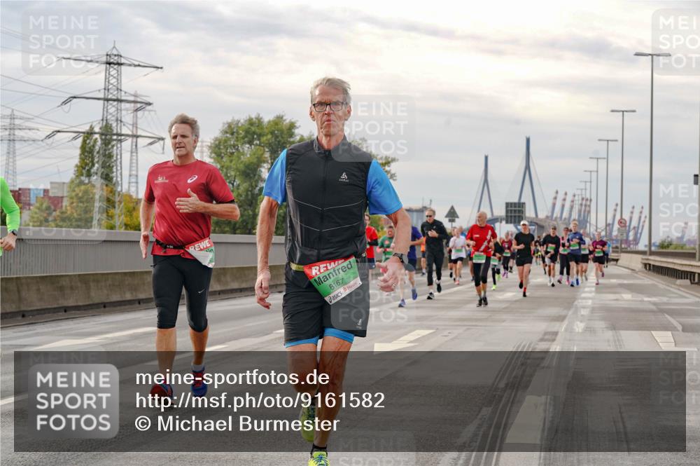 03.10.2025 - Köhlbrandbrückenlauf Michael Burmester http://msf.ph/oto/9161582 03.10.2025 16:00:33 Position 3 8167 meine-sportfotos.de