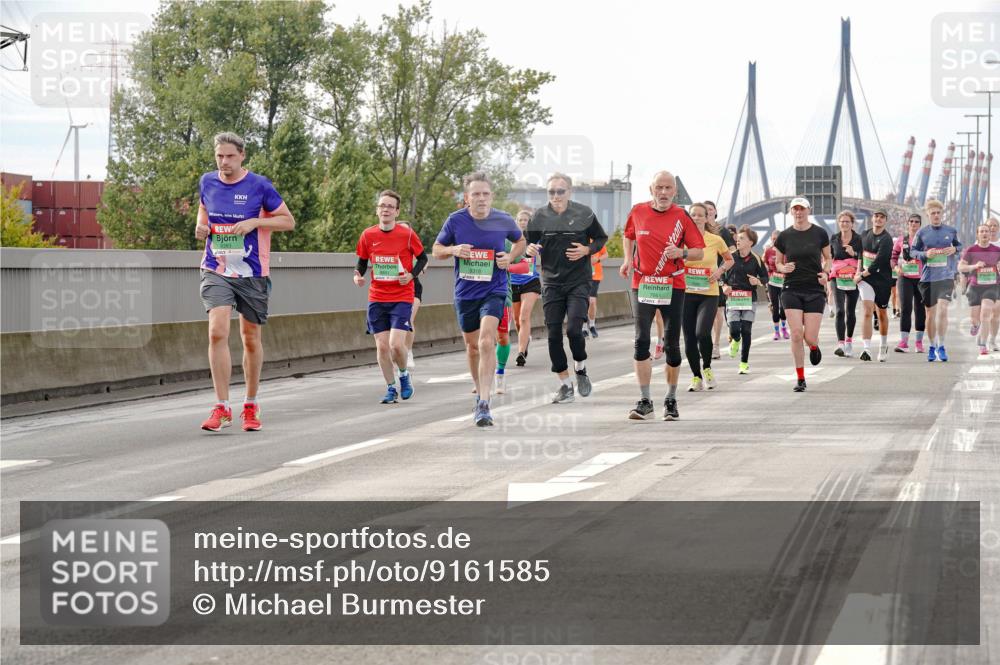 03.10.2025 - Köhlbrandbrückenlauf Michael Burmester http://msf.ph/oto/9161585 03.10.2025 16:00:34 Position 3 9318 meine-sportfotos.de