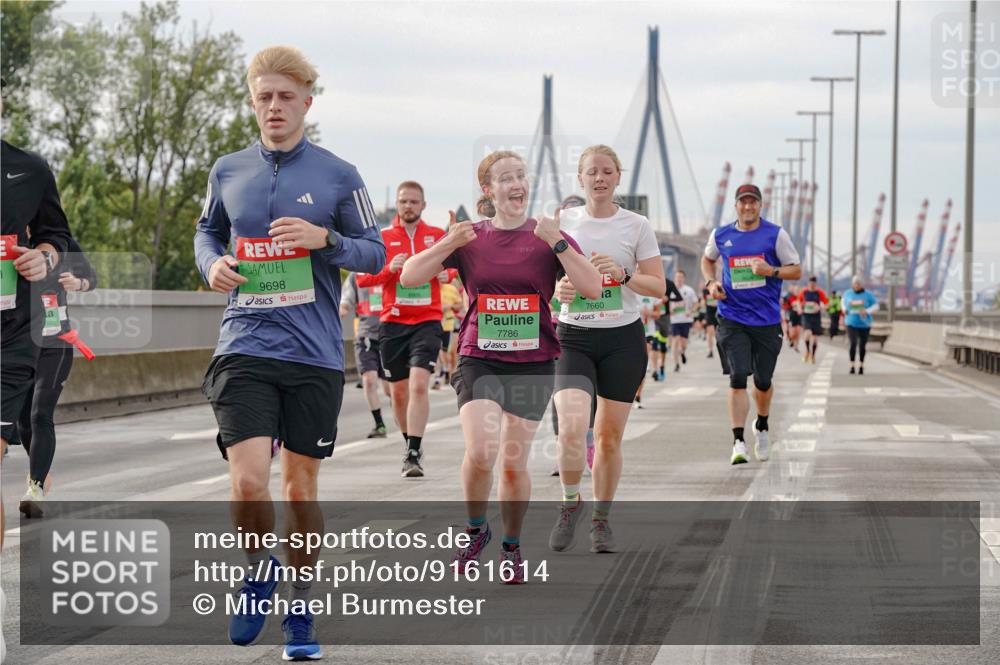 03.10.2025 - Köhlbrandbrückenlauf Michael Burmester http://msf.ph/oto/9161614 03.10.2025 16:00:46 Position 3 9698, 7786, 7660 meine-sportfotos.de