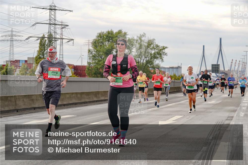 03.10.2025 - Köhlbrandbrückenlauf Michael Burmester http://msf.ph/oto/9161640 03.10.2025 16:00:54 Position 3 8066 meine-sportfotos.de