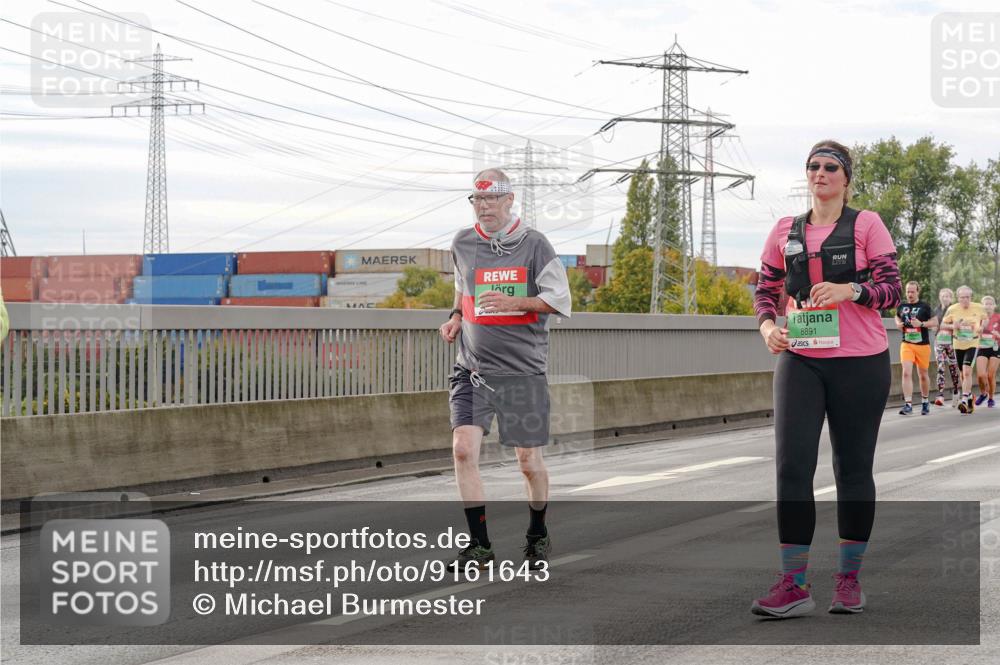 03.10.2025 - Köhlbrandbrückenlauf Michael Burmester http://msf.ph/oto/9161643 03.10.2025 16:00:55 Position 3 8891 meine-sportfotos.de