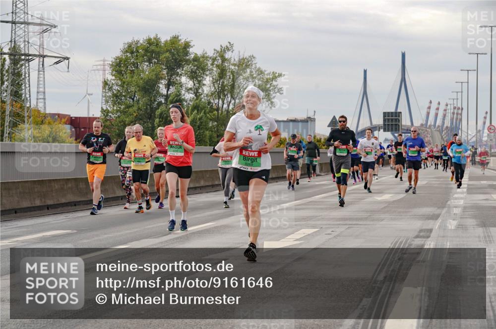 03.10.2025 - Köhlbrandbrückenlauf Michael Burmester http://msf.ph/oto/9161646 03.10.2025 16:00:57 Position 3 9116, 8269 meine-sportfotos.de