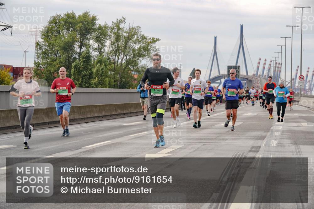 03.10.2025 - Köhlbrandbrückenlauf Michael Burmester http://msf.ph/oto/9161654 03.10.2025 16:01:01 Position 3  meine-sportfotos.de