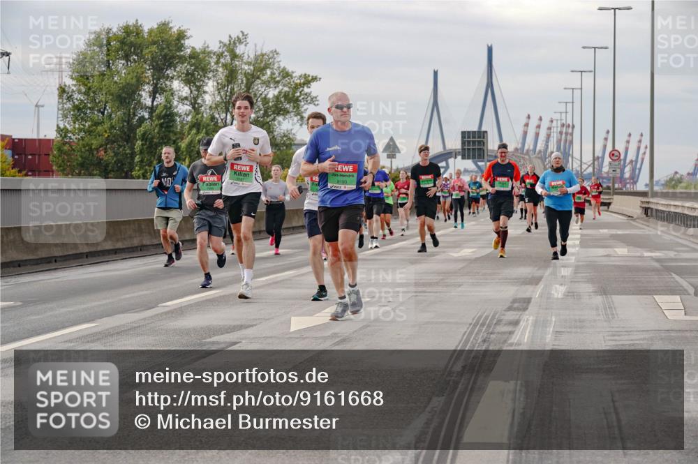 03.10.2025 - Köhlbrandbrückenlauf Michael Burmester http://msf.ph/oto/9161668 03.10.2025 16:01:05 Position 3 9193 meine-sportfotos.de