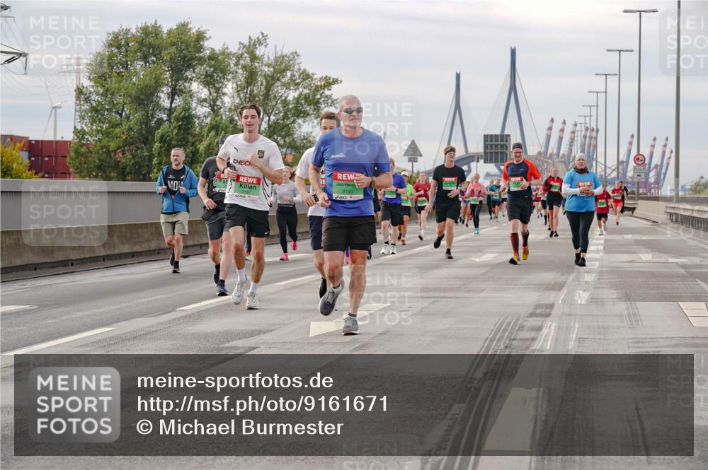03.10.2025 - Köhlbrandbrückenlauf Michael Burmester http://msf.ph/oto/9161671 03.10.2025 16:01:05 Position 3 9193 meine-sportfotos.de