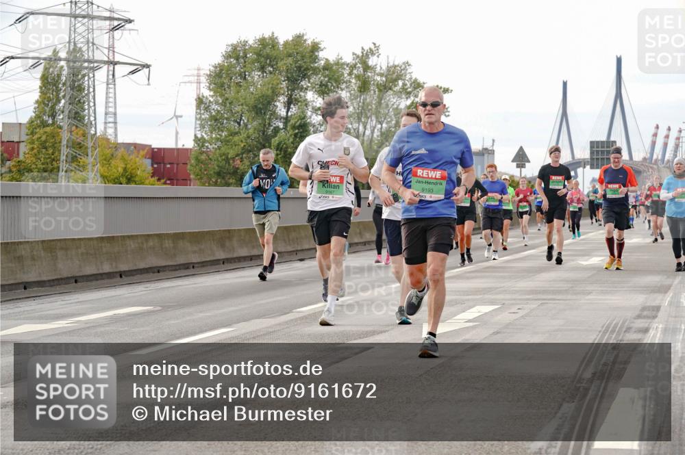 03.10.2025 - Köhlbrandbrückenlauf Michael Burmester http://msf.ph/oto/9161672 03.10.2025 16:01:06 Position 3 9193, 9167 meine-sportfotos.de