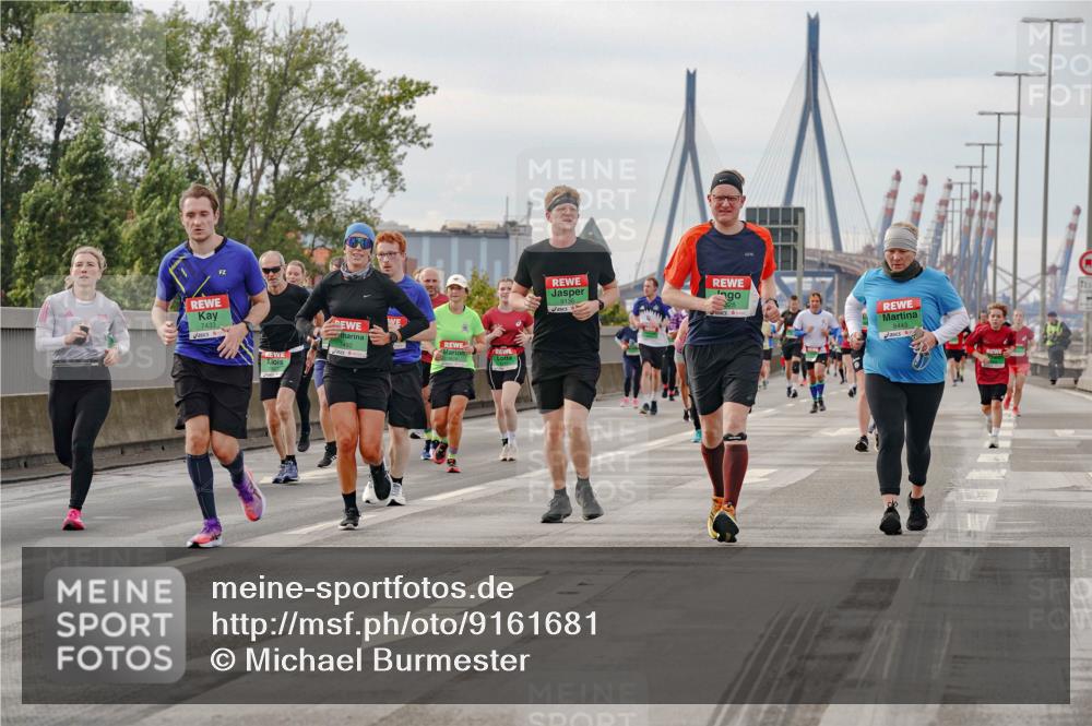 03.10.2025 - Köhlbrandbrückenlauf Michael Burmester http://msf.ph/oto/9161681 03.10.2025 16:01:08 Position 3 7433, 8443, 12, 5 meine-sportfotos.de
