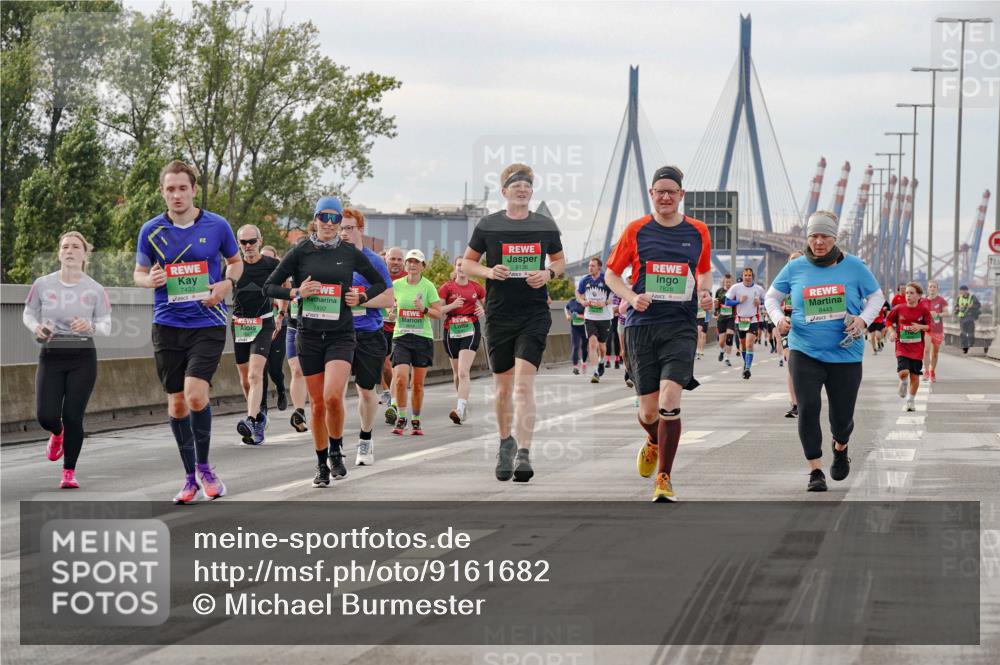 03.10.2025 - Köhlbrandbrückenlauf Michael Burmester http://msf.ph/oto/9161682 03.10.2025 16:01:09 Position 3 7433, 9136, 7828, 8443, 12, 5 meine-sportfotos.de