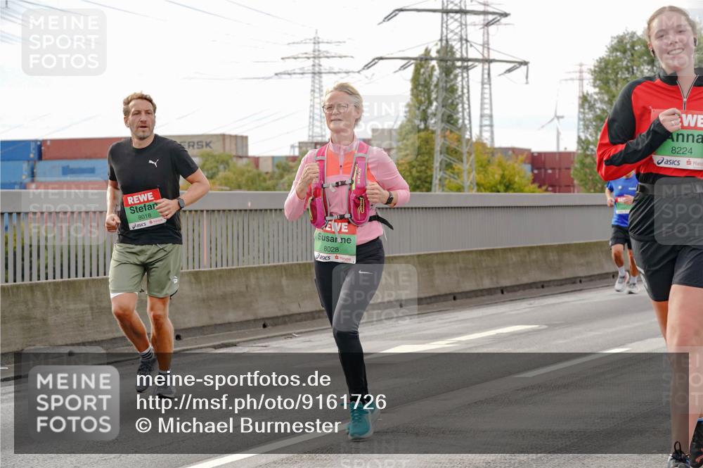 03.10.2025 - Köhlbrandbrückenlauf Michael Burmester http://msf.ph/oto/9161726 03.10.2025 16:01:22 Position 3 8018, 8028, 8224 meine-sportfotos.de