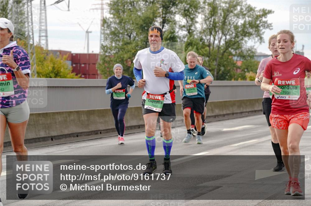 03.10.2025 - Köhlbrandbrückenlauf Michael Burmester http://msf.ph/oto/9161737 03.10.2025 16:01:27 Position 3 42, 7864, 2025, 7938 meine-sportfotos.de