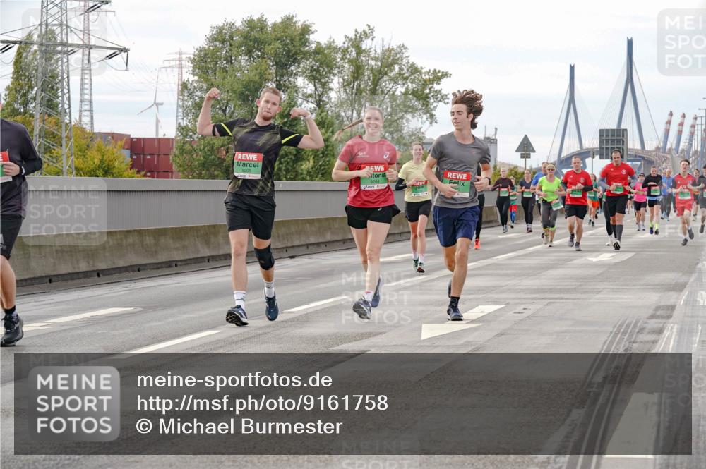 03.10.2025 - Köhlbrandbrückenlauf Michael Burmester http://msf.ph/oto/9161758 03.10.2025 16:01:34 Position 3 8, 9205, 9204, 03 meine-sportfotos.de