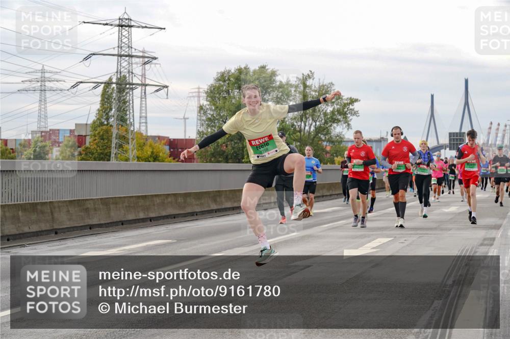 03.10.2025 - Köhlbrandbrückenlauf Michael Burmester http://msf.ph/oto/9161780 03.10.2025 16:01:40 Position 3 7758 meine-sportfotos.de