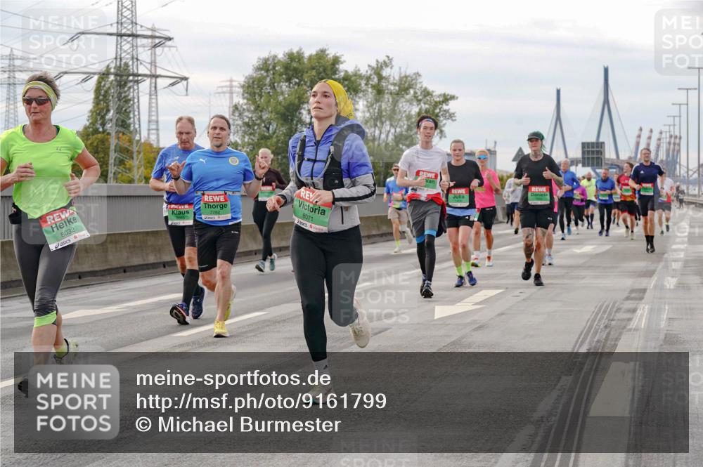 03.10.2025 - Köhlbrandbrückenlauf Michael Burmester http://msf.ph/oto/9161799 03.10.2025 16:01:47 Position 3 8032, 8071 meine-sportfotos.de