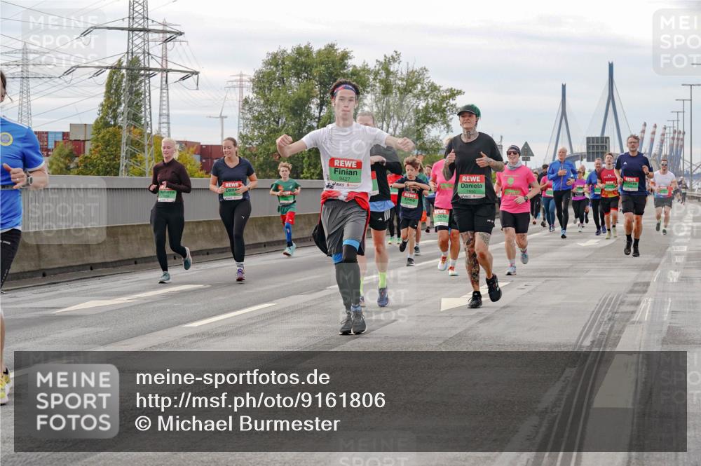 03.10.2025 - Köhlbrandbrückenlauf Michael Burmester http://msf.ph/oto/9161806 03.10.2025 16:01:49 Position 3 9427 meine-sportfotos.de