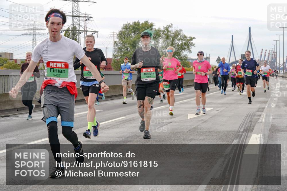 03.10.2025 - Köhlbrandbrückenlauf Michael Burmester http://msf.ph/oto/9161815 03.10.2025 16:01:50 Position 3 9427, 745, 7850 meine-sportfotos.de