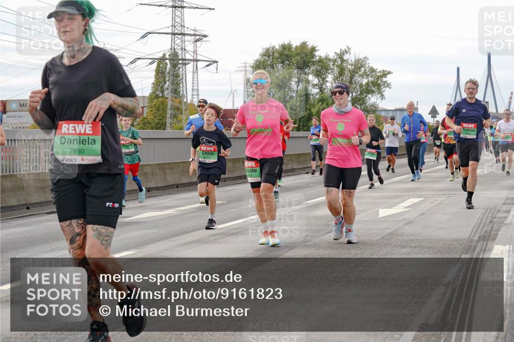03.10.2025 - Köhlbrandbrückenlauf Michael Burmester http://msf.ph/oto/9161823 03.10.2025 16:01:52 Position 3 7850, 8459 meine-sportfotos.de