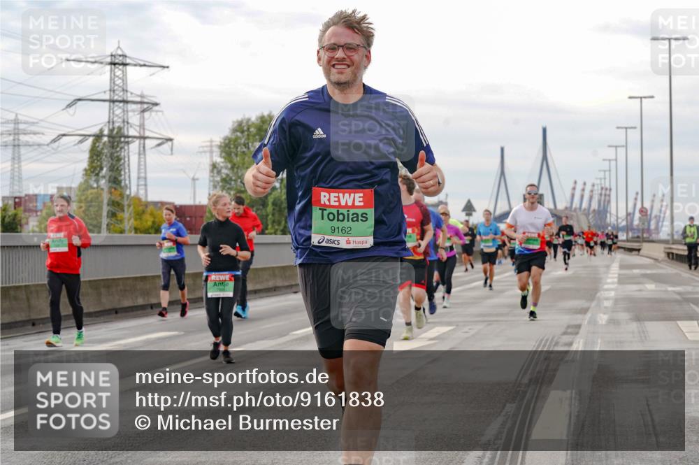 03.10.2025 - Köhlbrandbrückenlauf Michael Burmester http://msf.ph/oto/9161838 03.10.2025 16:01:56 Position 3 9162 meine-sportfotos.de