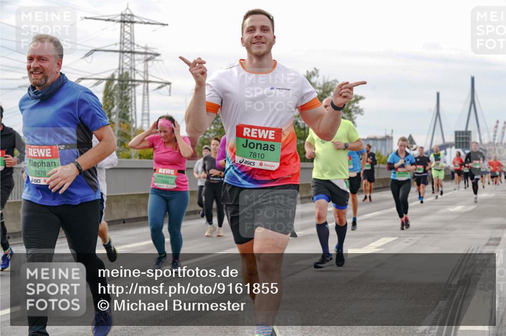 03.10.2025 - Köhlbrandbrückenlauf Michael Burmester http://msf.ph/oto/9161855 03.10.2025 16:02:01 Position 3 7478, 7264, 7810 meine-sportfotos.de