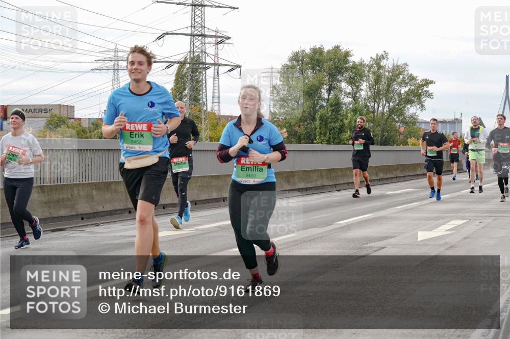 03.10.2025 - Köhlbrandbrückenlauf Michael Burmester http://msf.ph/oto/9161869 03.10.2025 16:02:06 Position 3 9452, 9450 meine-sportfotos.de