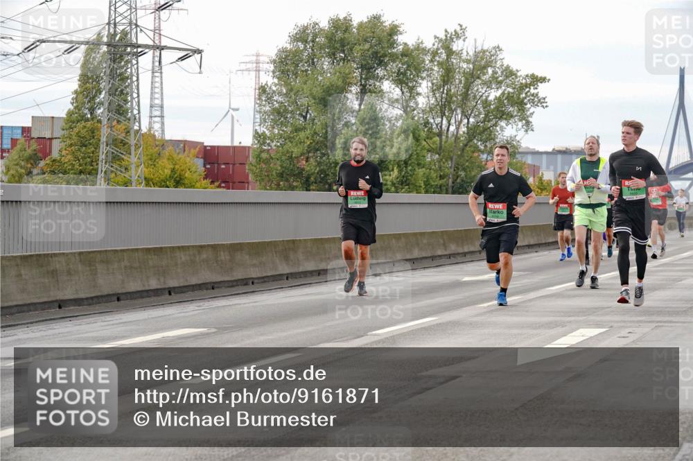 03.10.2025 - Köhlbrandbrückenlauf Michael Burmester http://msf.ph/oto/9161871 03.10.2025 16:02:07 Position 3  meine-sportfotos.de