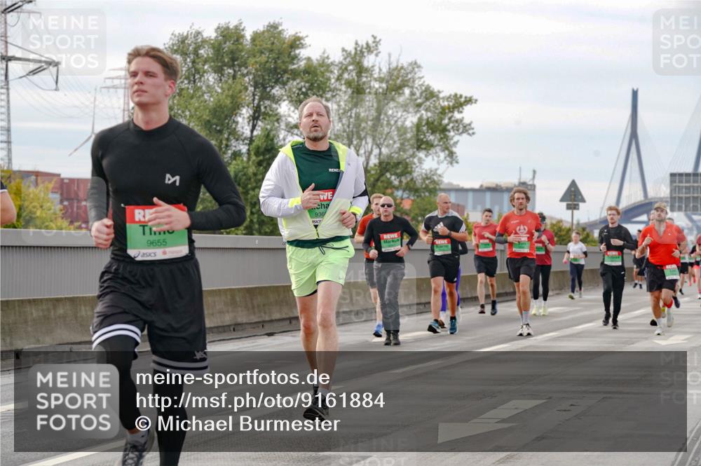 03.10.2025 - Köhlbrandbrückenlauf Michael Burmester http://msf.ph/oto/9161884 03.10.2025 16:02:12 Position 3 9655, 936 meine-sportfotos.de